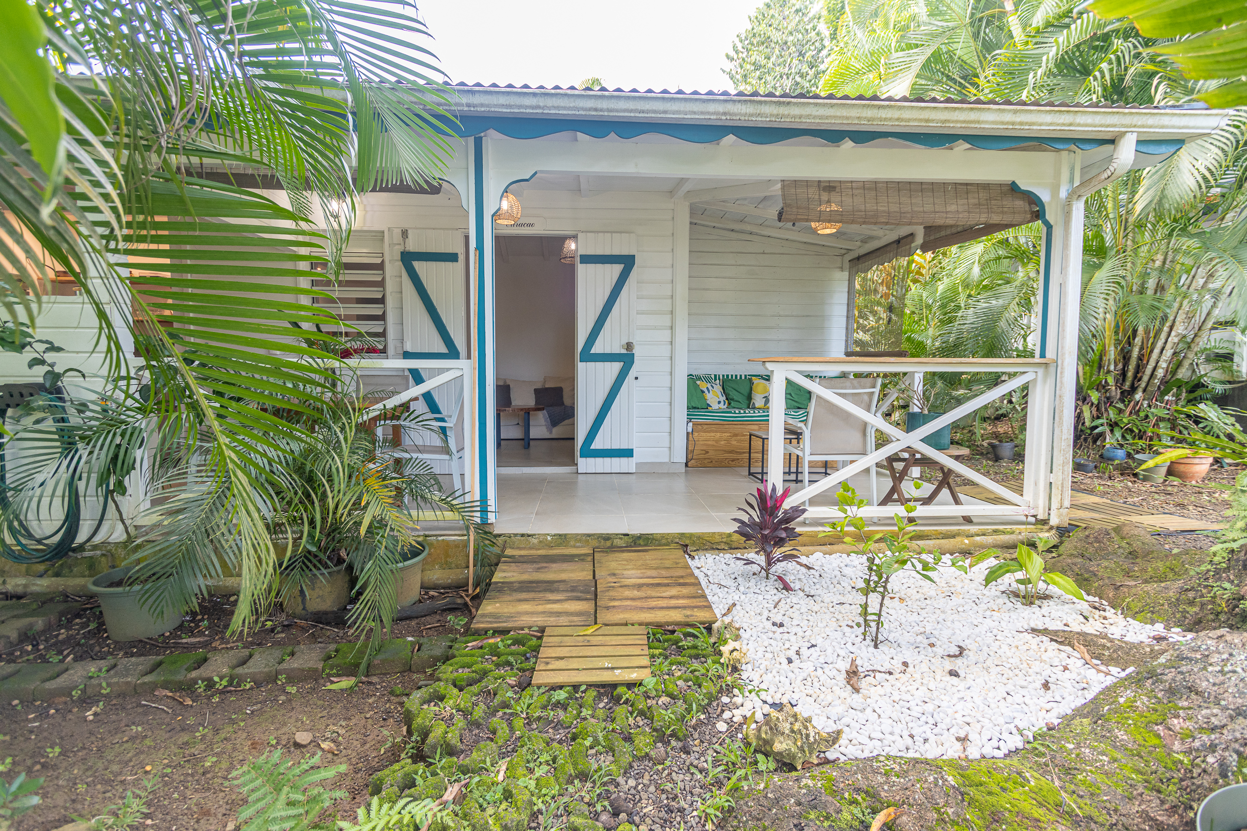 bungalow résidence piscine Petit Bourg Guadeloupe